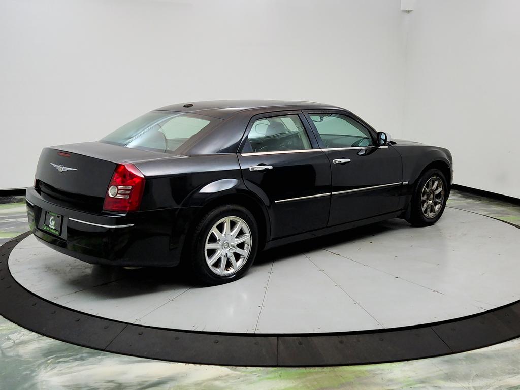 2010 Chrysler 300 - $6,995