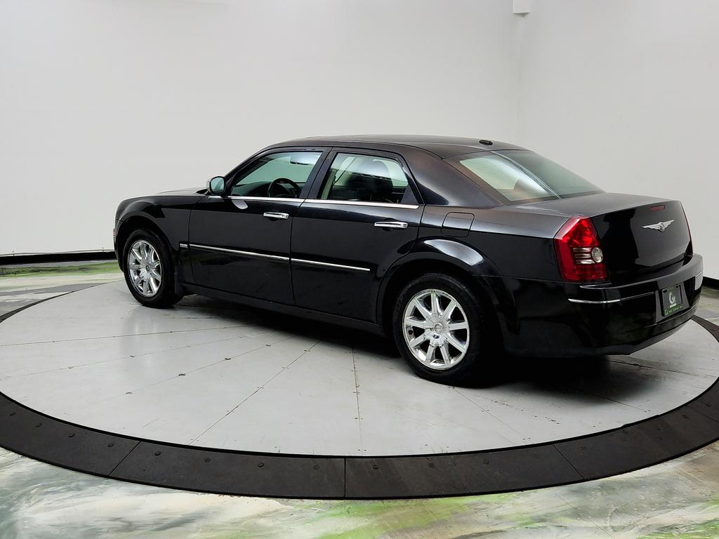 2010 Chrysler 300 - $6,995