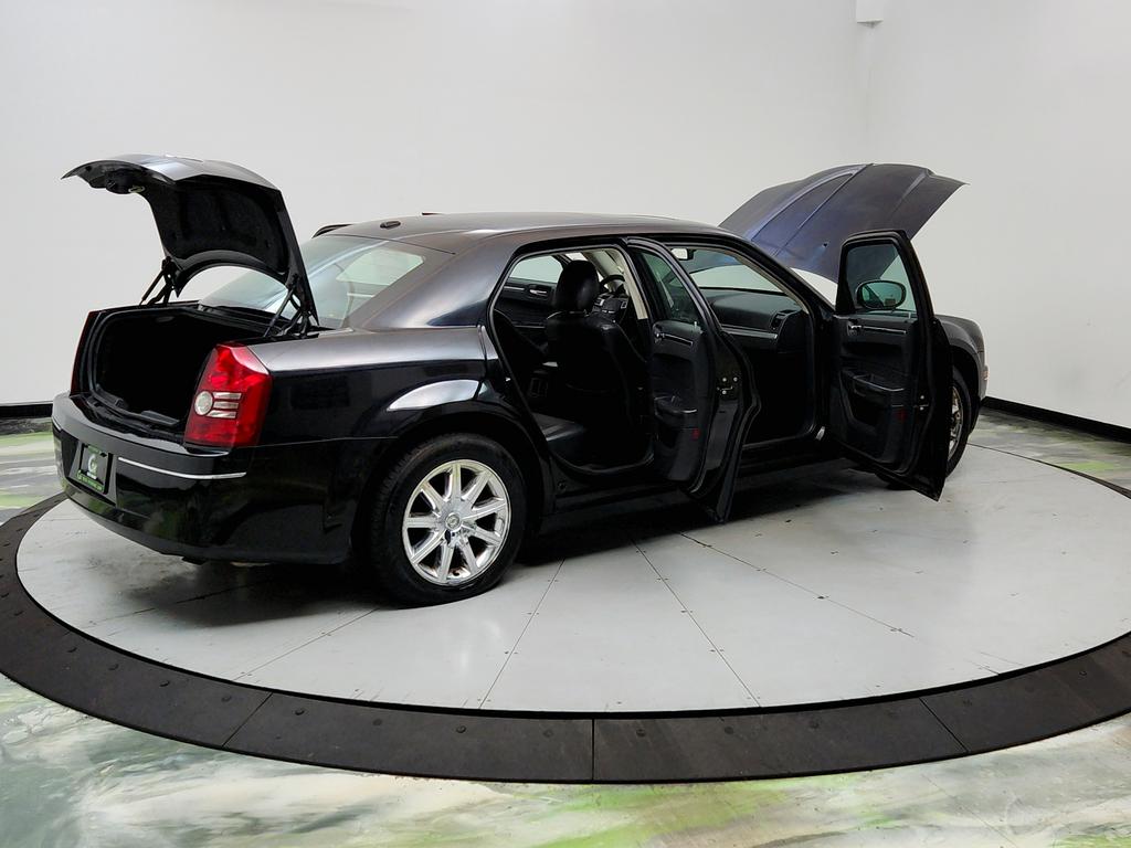 2010 Chrysler 300 - $6,995