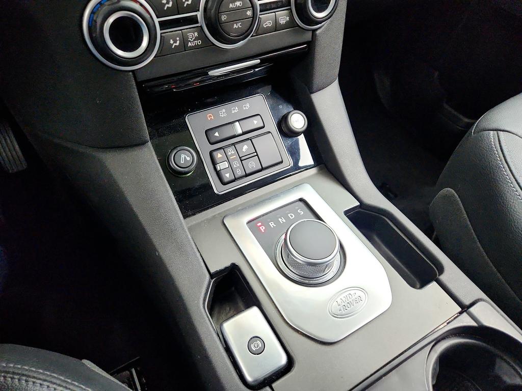 2016 Land Rover LR4 - $8,395