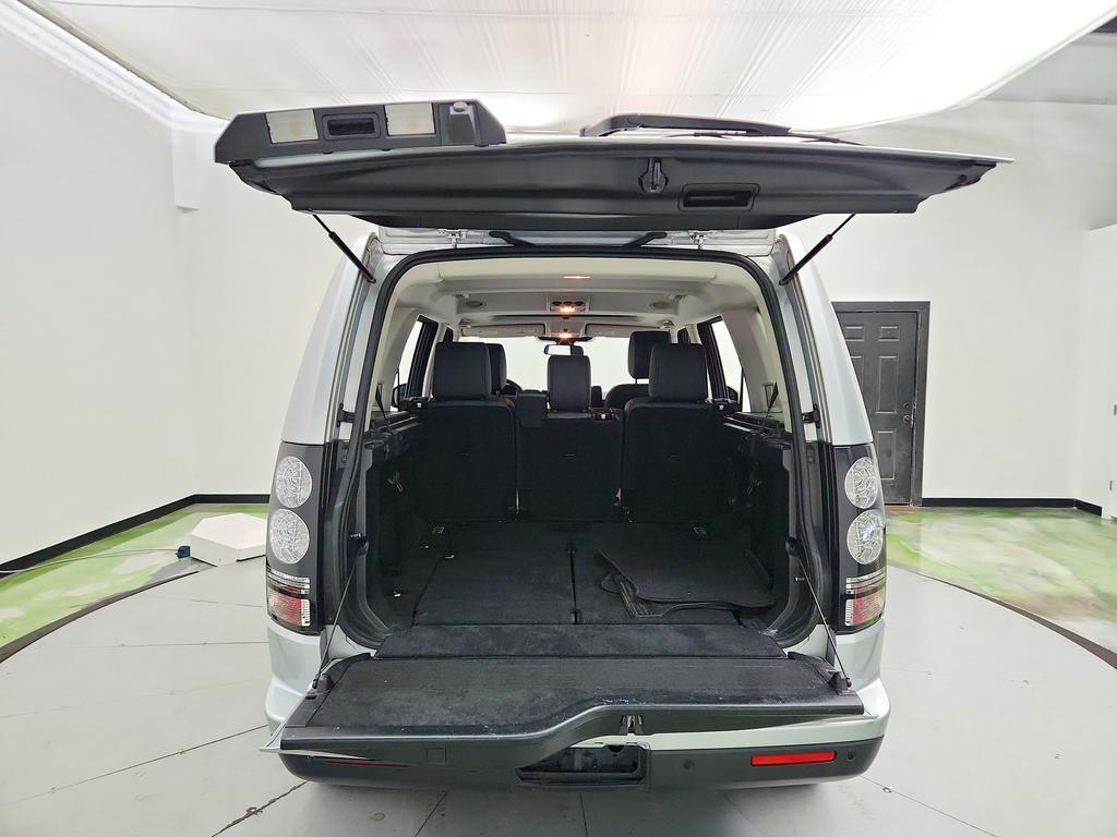 2016 Land Rover LR4 - $8,395