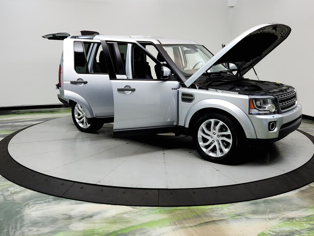 2016 Land Rover LR4 - $8,395