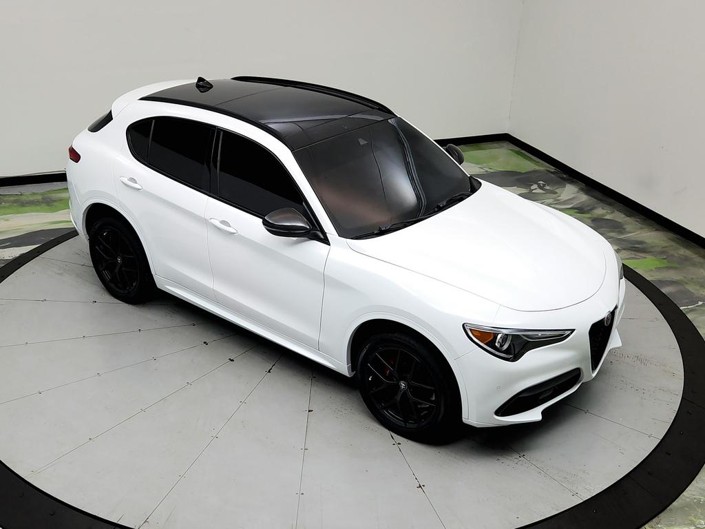 2020 Alfa Romeo Stelvio - $11,495
