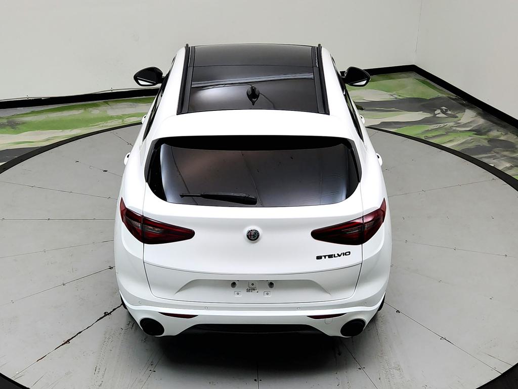 2020 Alfa Romeo Stelvio - $11,495