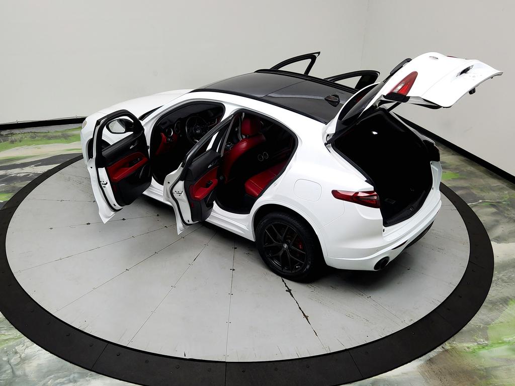 2020 Alfa Romeo Stelvio - $11,495
