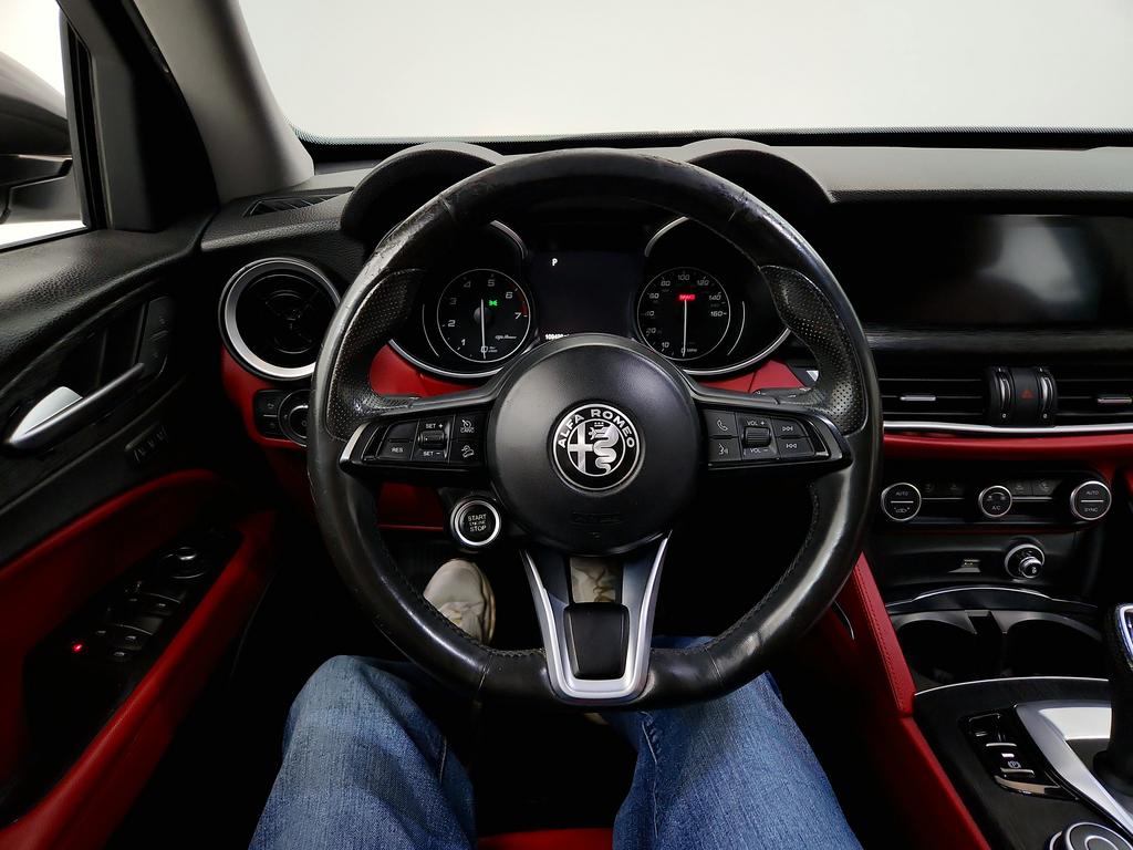 2020 Alfa Romeo Stelvio - $11,495
