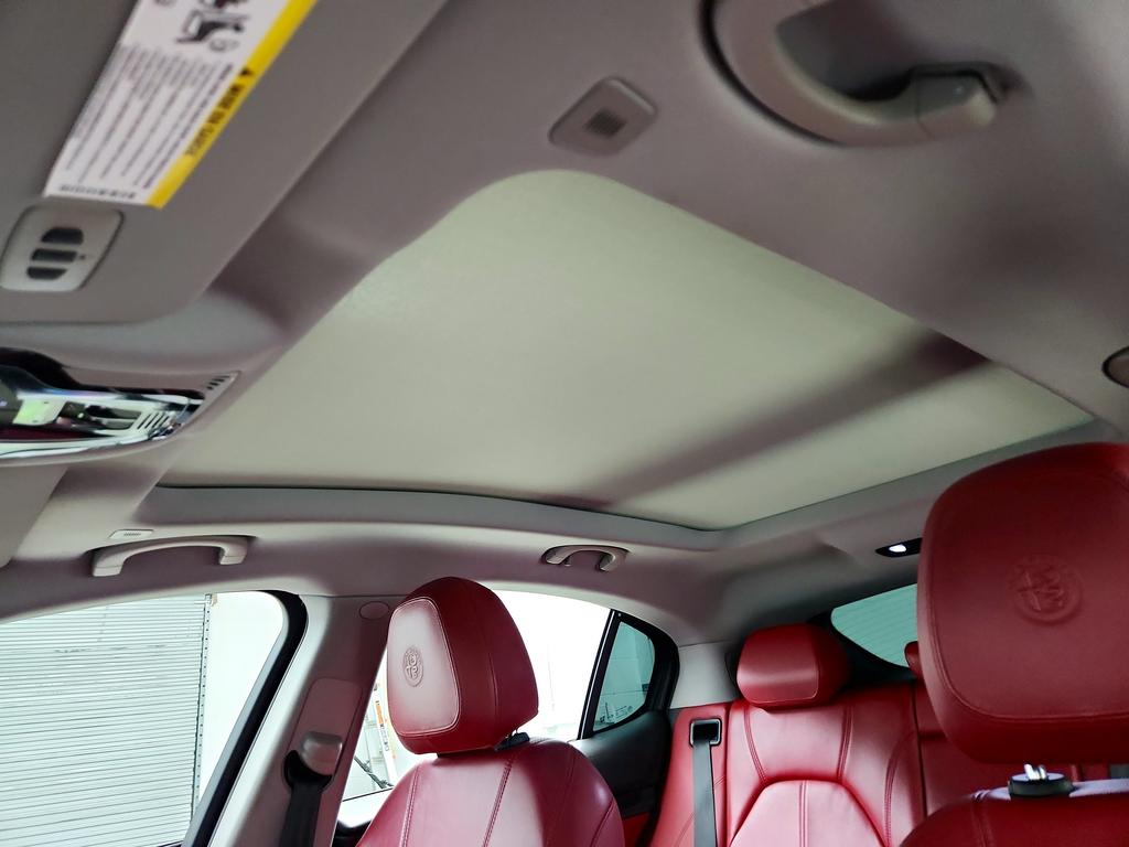 2020 Alfa Romeo Stelvio - $11,495