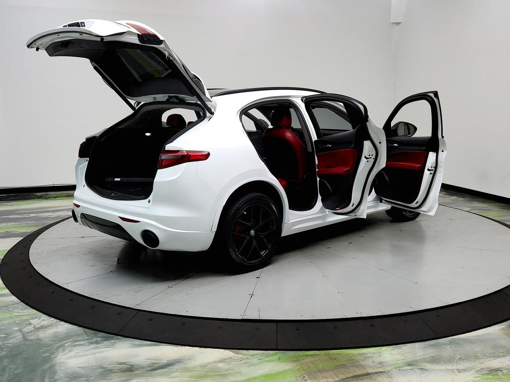 2020 Alfa Romeo Stelvio - $11,495