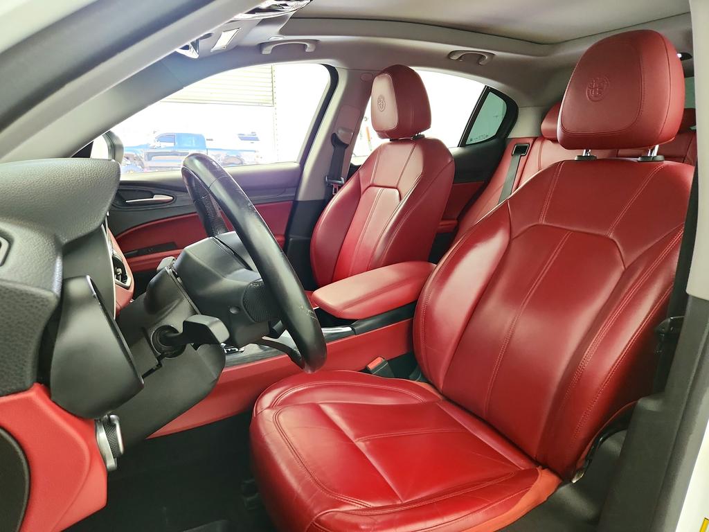 2020 Alfa Romeo Stelvio - $11,495