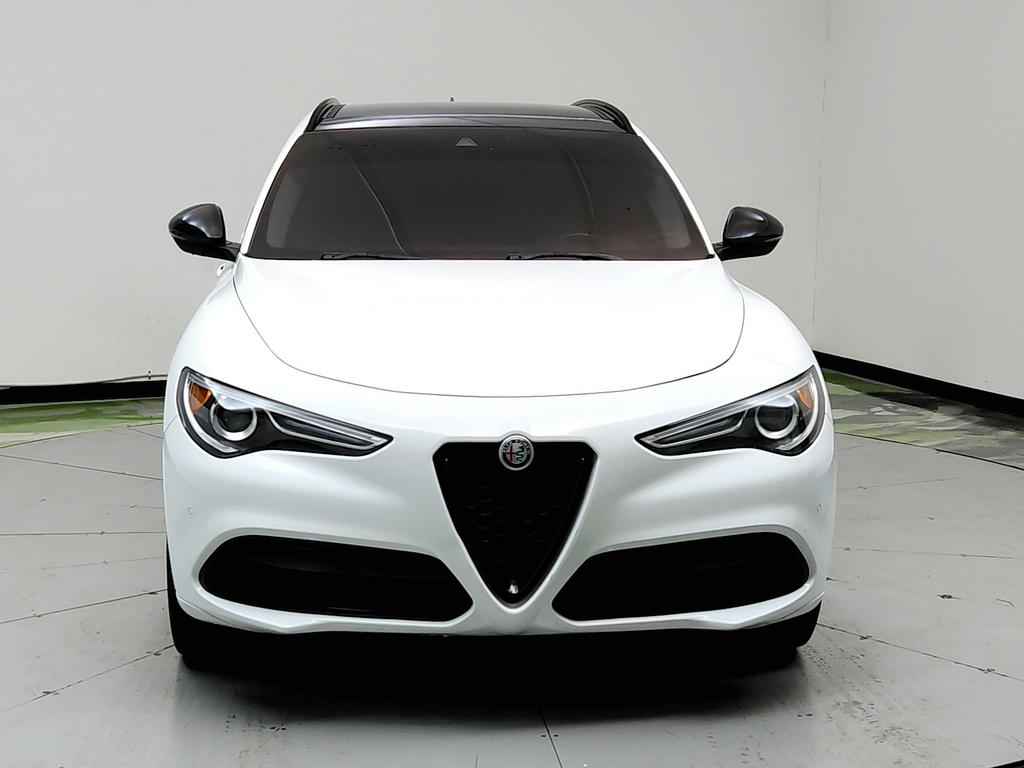 2020 Alfa Romeo Stelvio - $11,495
