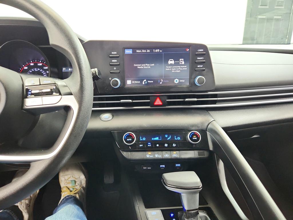 2022 Hyundai Elantra - $11,625