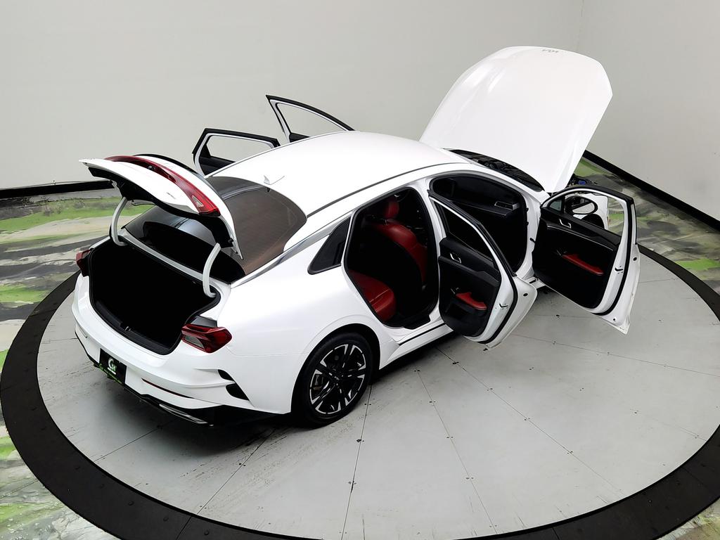2023 Kia K5 - $19,995