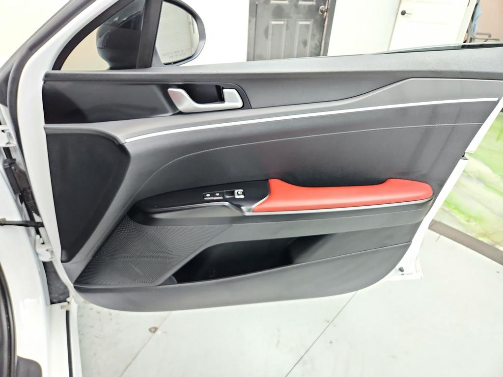2023 Kia K5 - $19,995