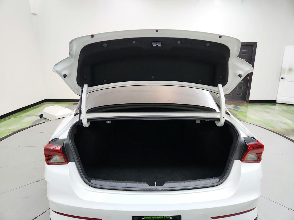 2023 Kia K5 - $19,995