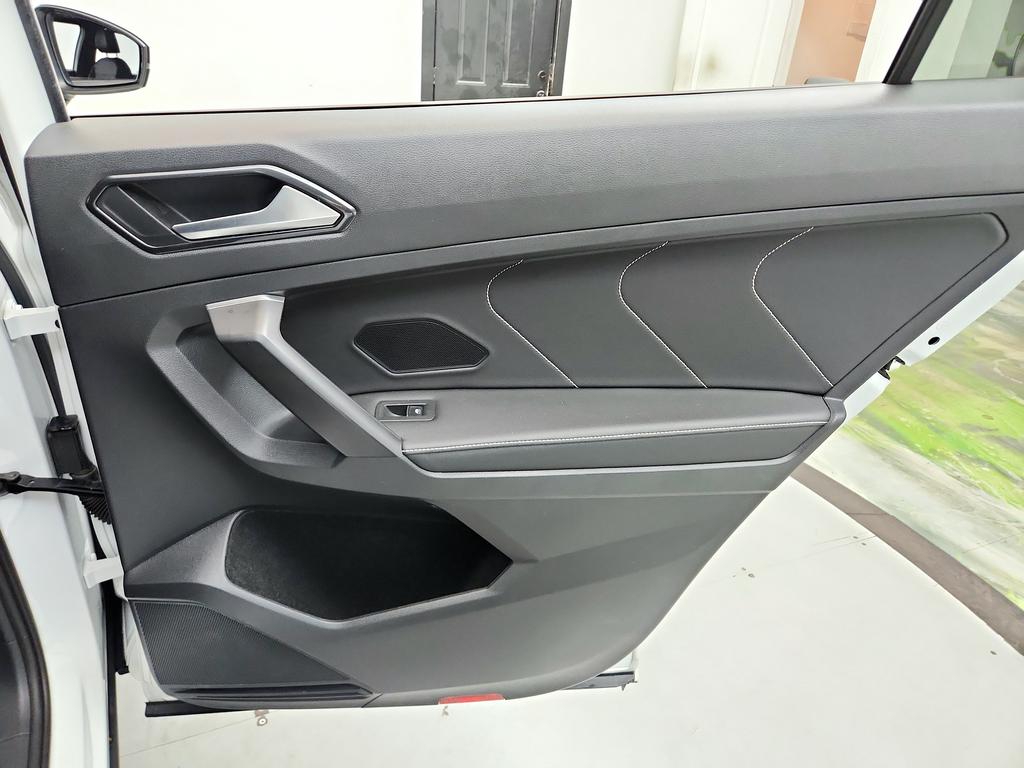 2022 Volkswagen Tiguan - $15,950