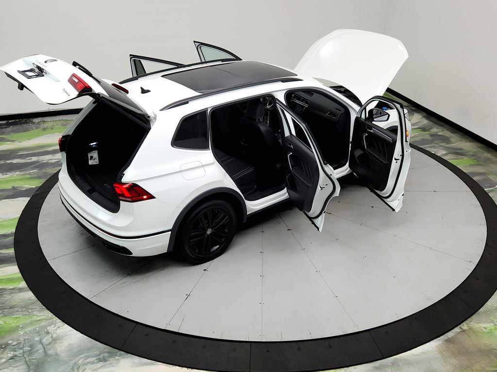 2022 Volkswagen Tiguan - $15,950