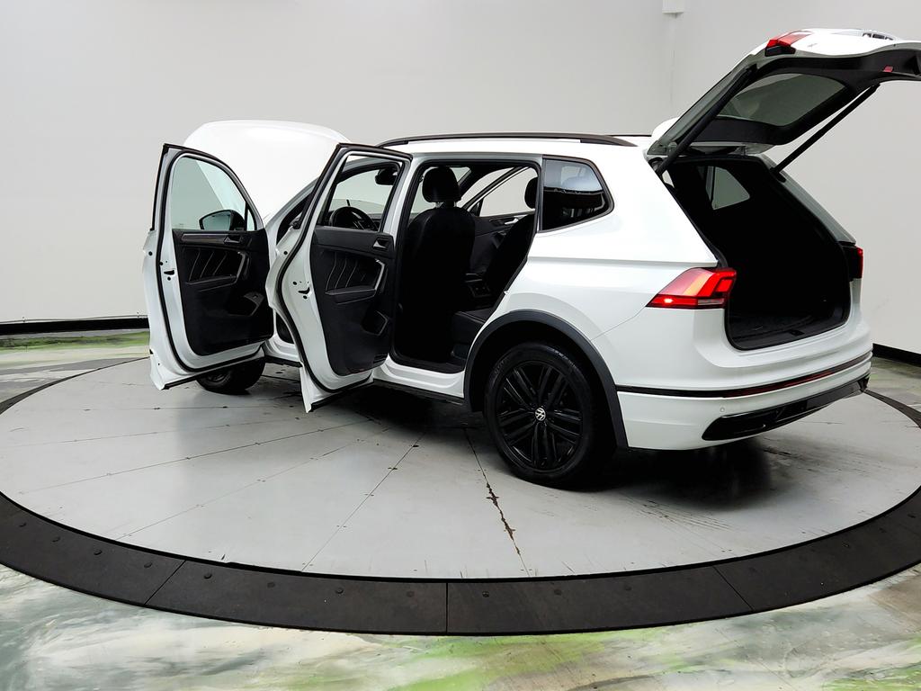 2022 Volkswagen Tiguan - $15,950