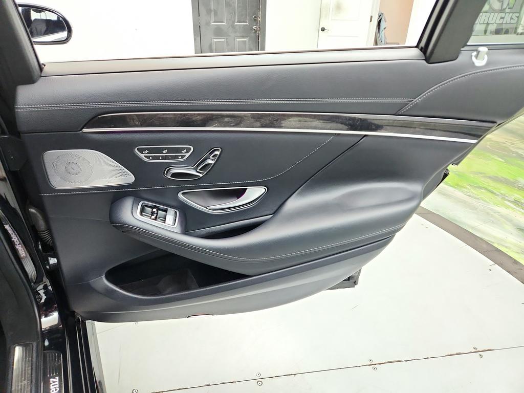 2017 Mercedes-Benz S-class - $19,950