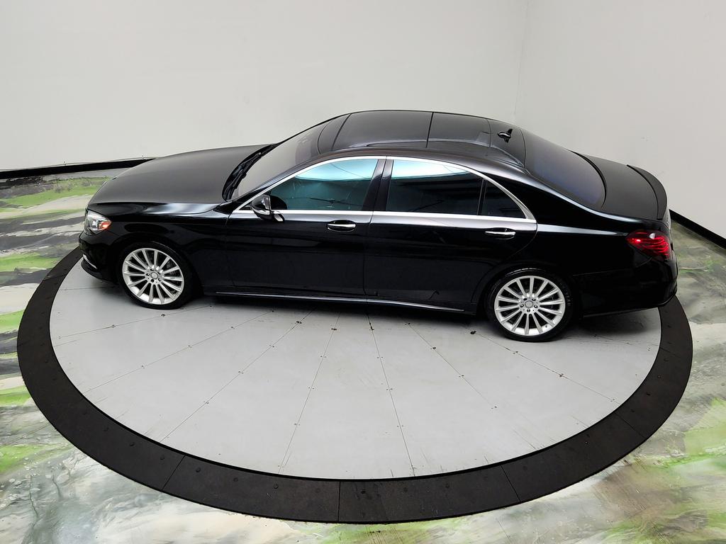 2017 Mercedes-Benz S-class - $19,950
