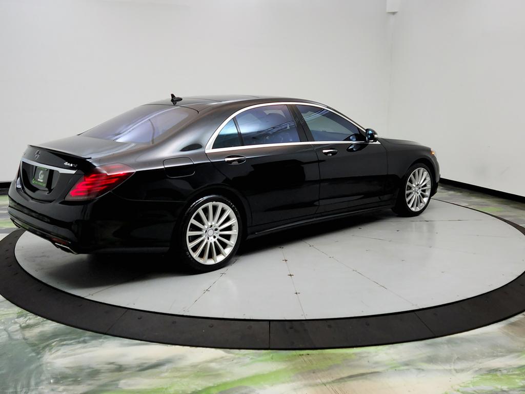 2017 Mercedes-Benz S-class - $19,950