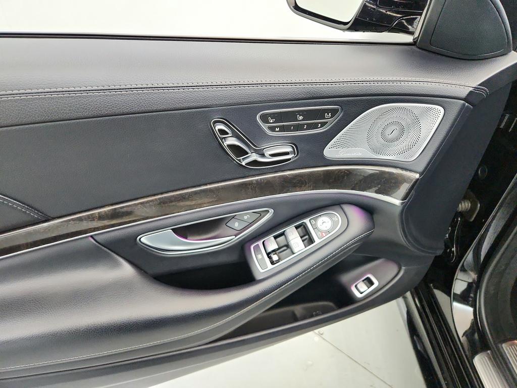 2017 Mercedes-Benz S-class - $19,950