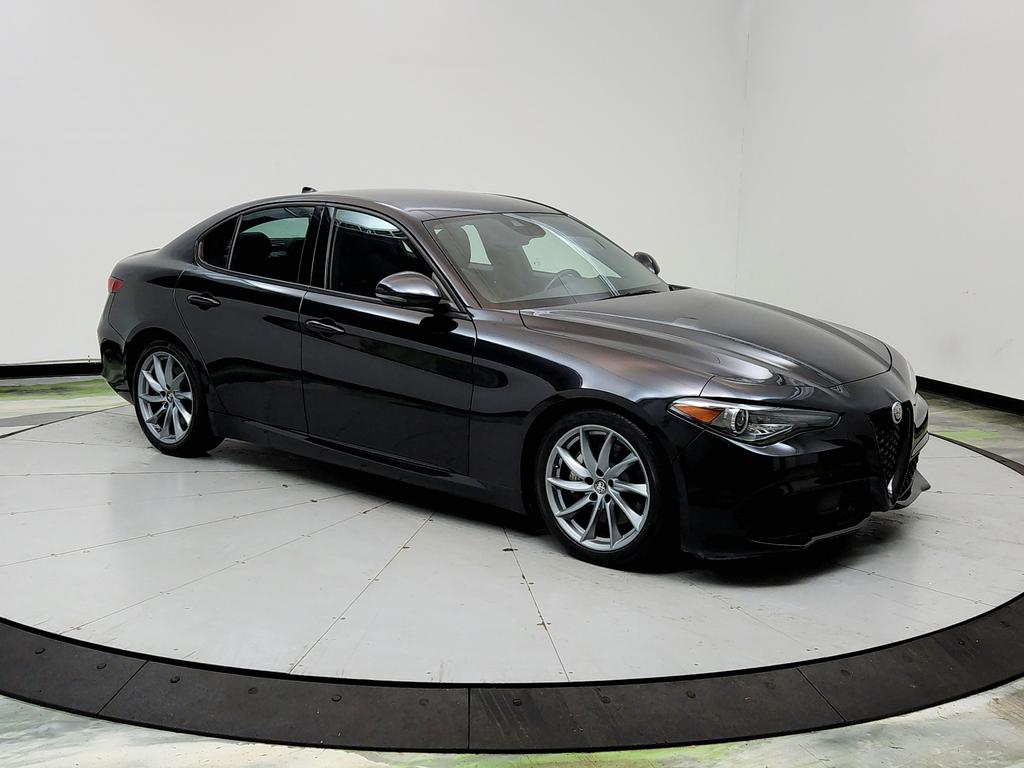 2023 Alfa Romeo Giulia - $17,950