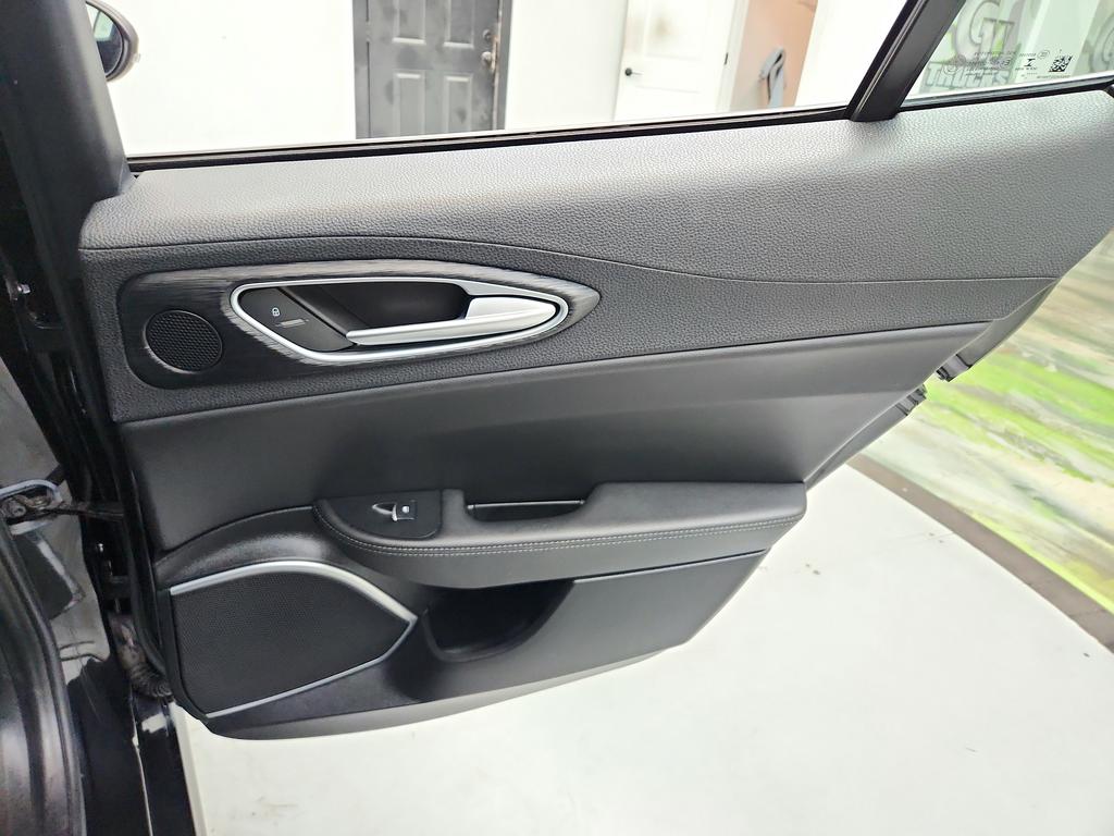 2023 Alfa Romeo Giulia - $17,950