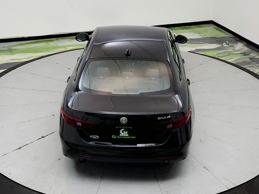 2023 Alfa Romeo Giulia - $17,950