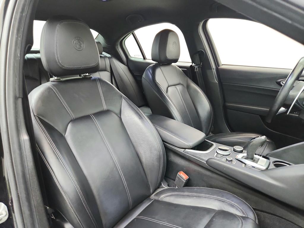 2023 Alfa Romeo Giulia - $17,950