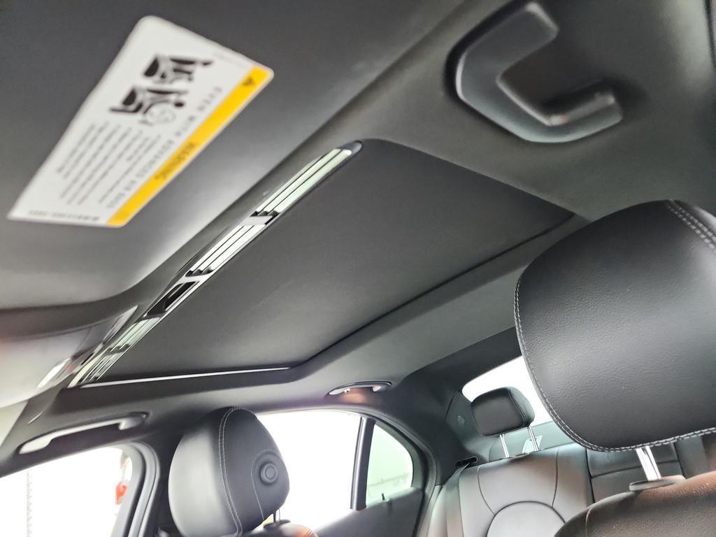 2019 Mercedes-Benz C-Class - $15,495