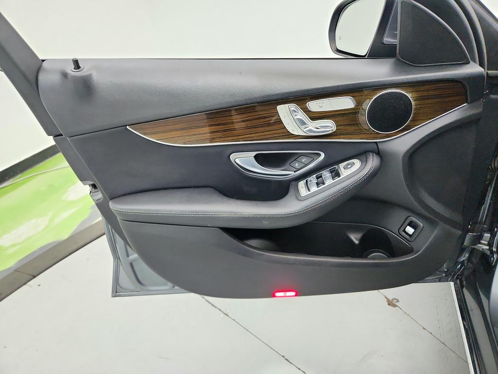 2019 Mercedes-Benz C-Class - $15,495