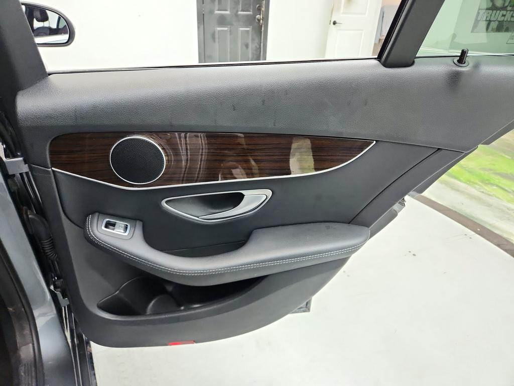 2019 Mercedes-Benz C-Class - $15,495