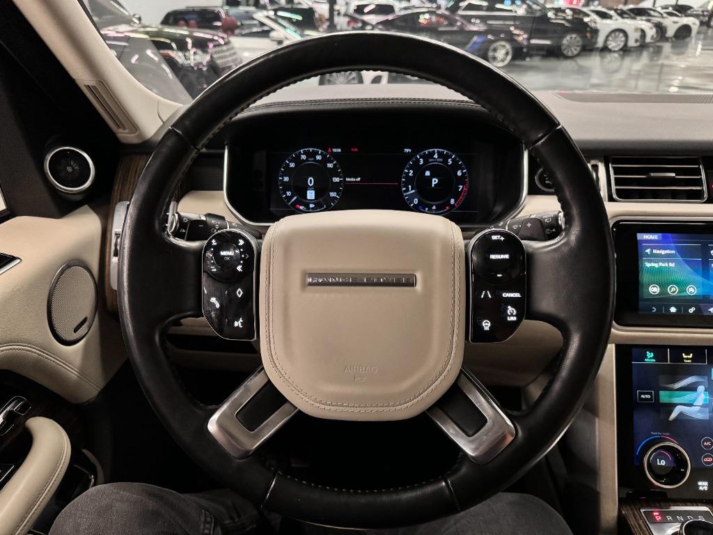 2018 Land Rover Range Rover HSE photo
