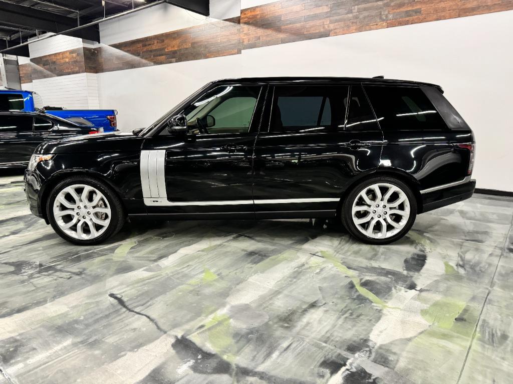 2017 Land Rover Range Rover Supercharged photo