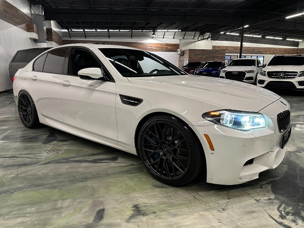 2014 BMW M5 photo
