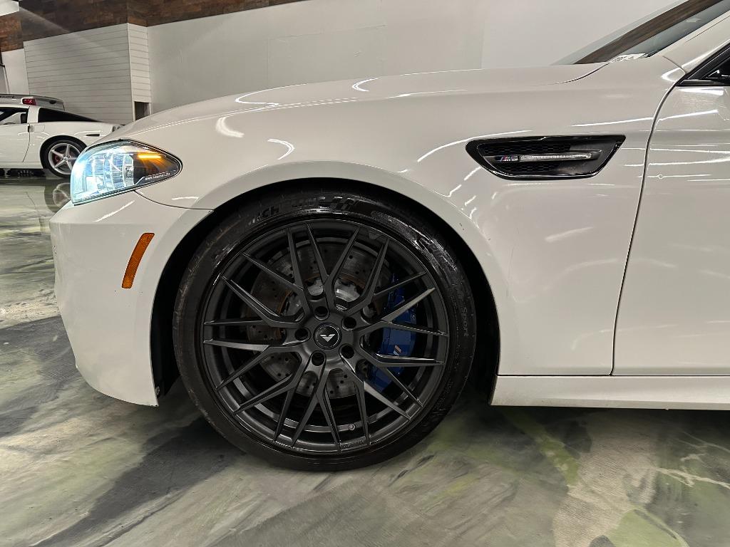 2014 BMW M5 photo