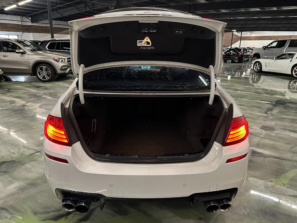 2014 BMW M5 photo