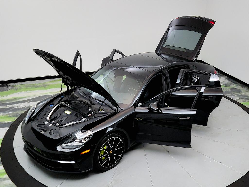2018 Porsche Panamera 4 E-Hybrid photo