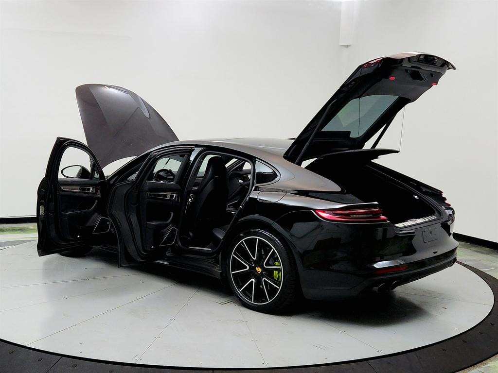 2018 Porsche Panamera 4 E-Hybrid photo