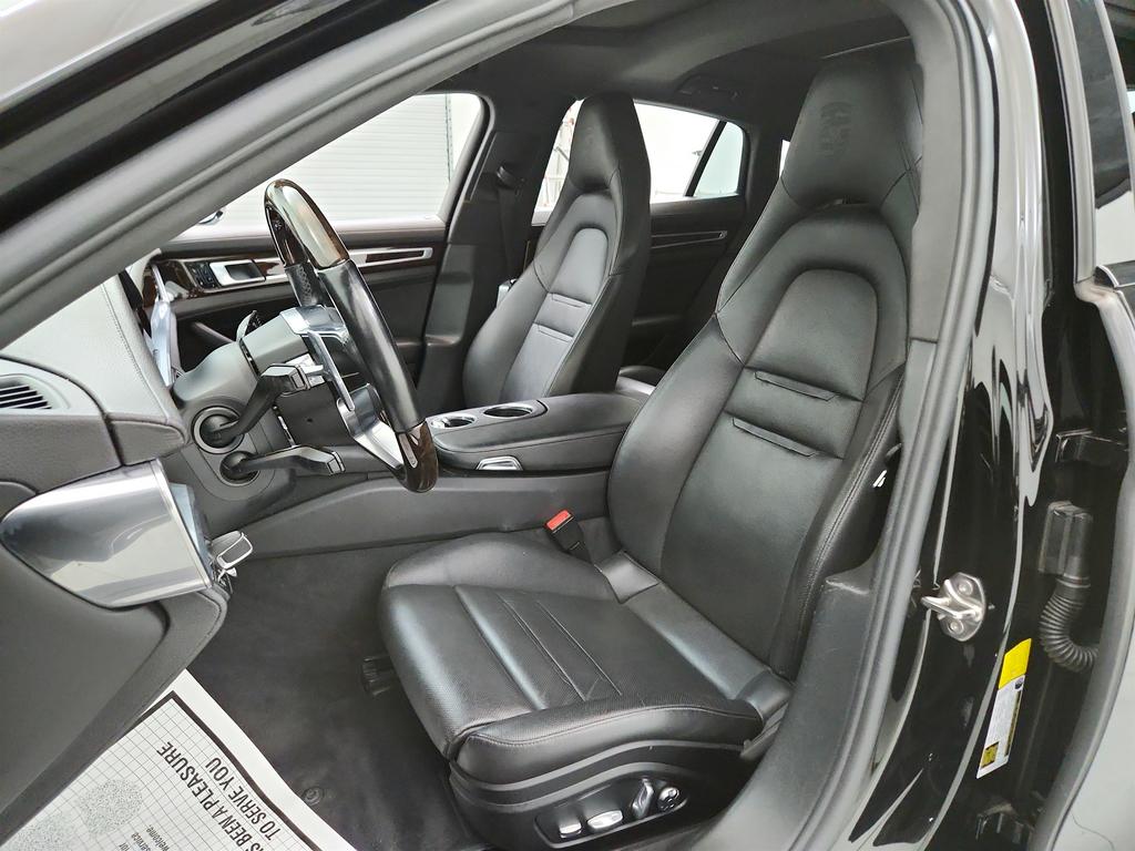 2018 Porsche Panamera 4 E-Hybrid photo