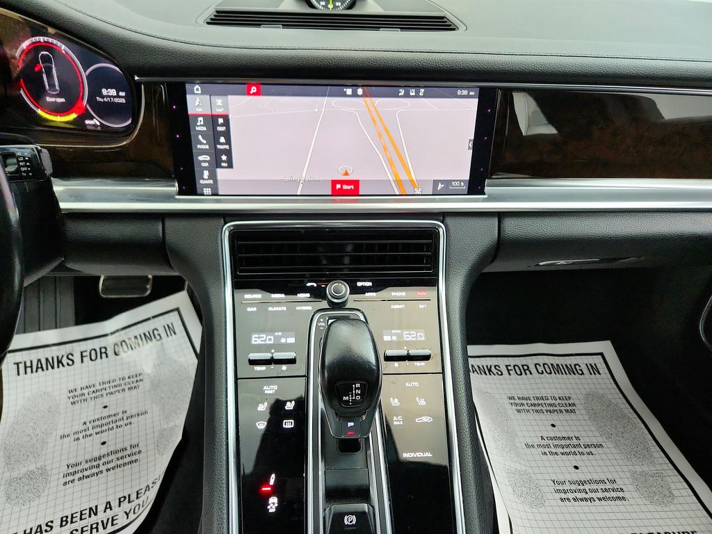 2018 Porsche Panamera 4 E-Hybrid photo