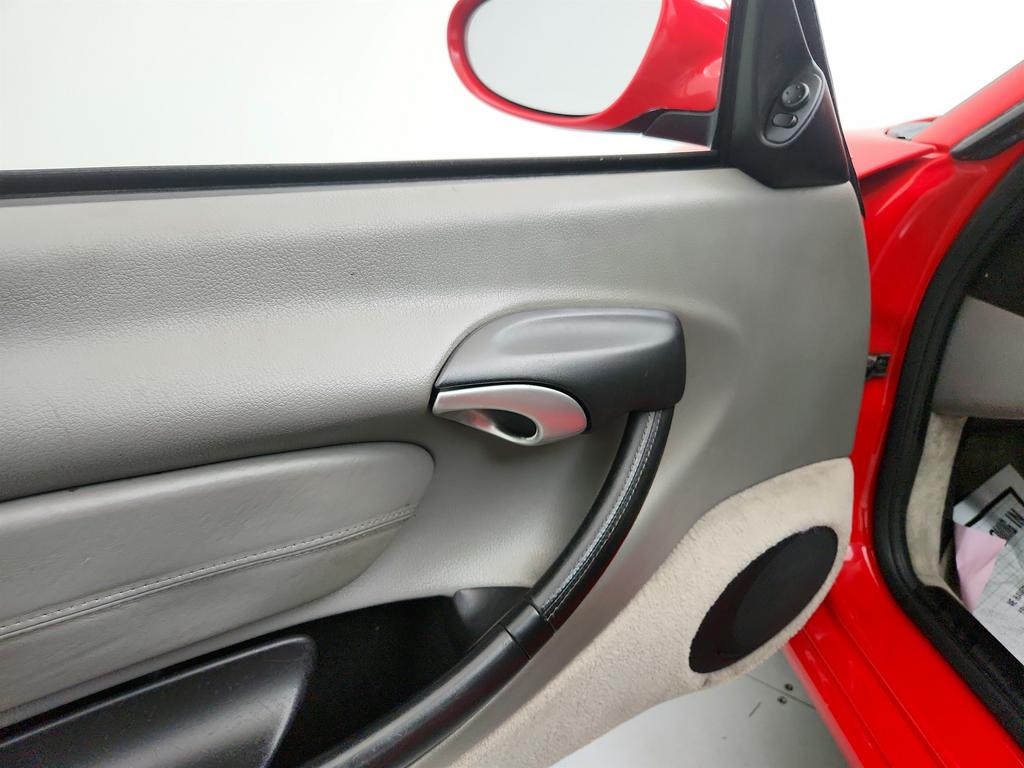 2002 Porsche Boxster photo
