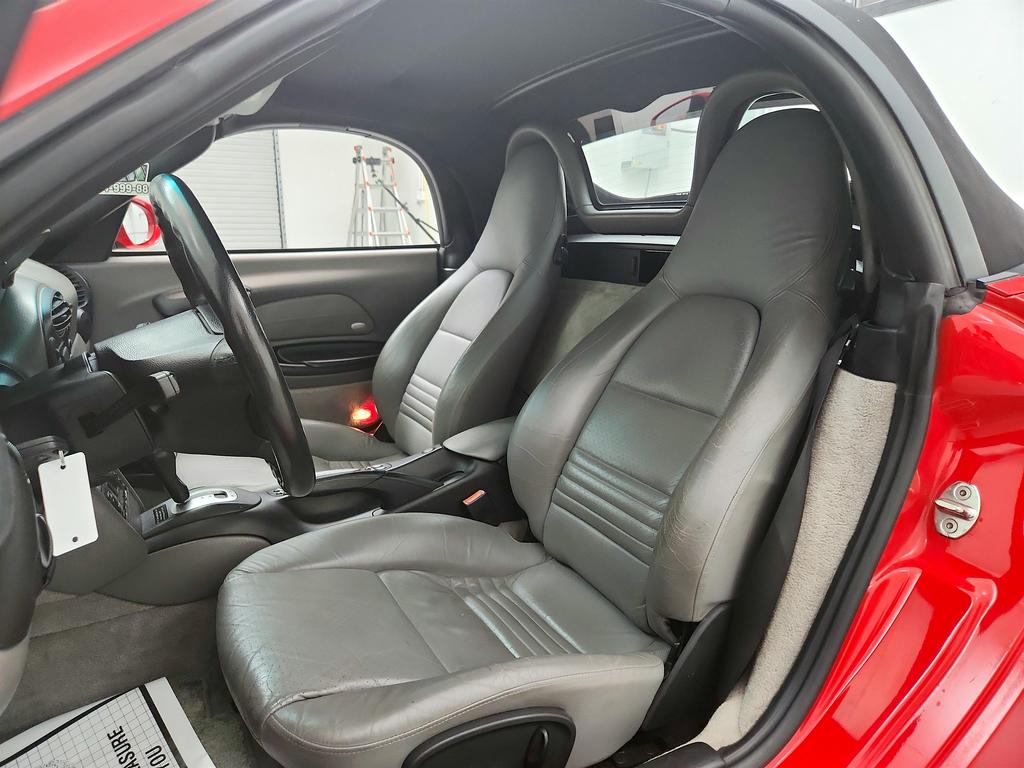 2002 Porsche Boxster photo