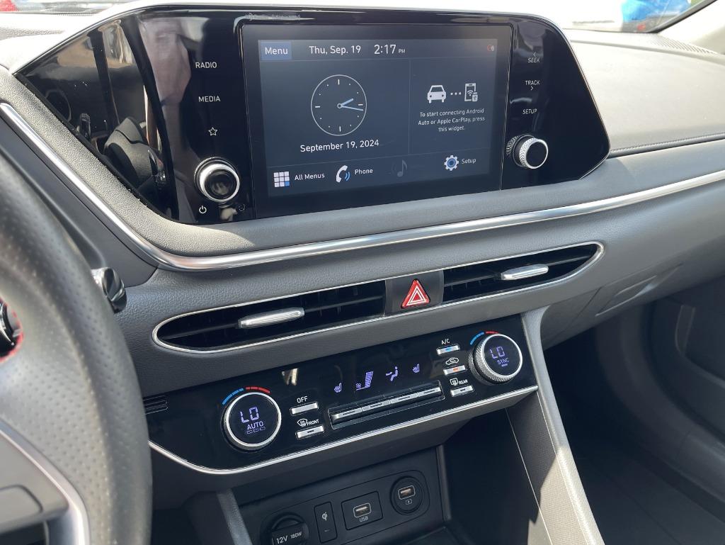 2021 Hyundai Sonata  SEL Plus photo