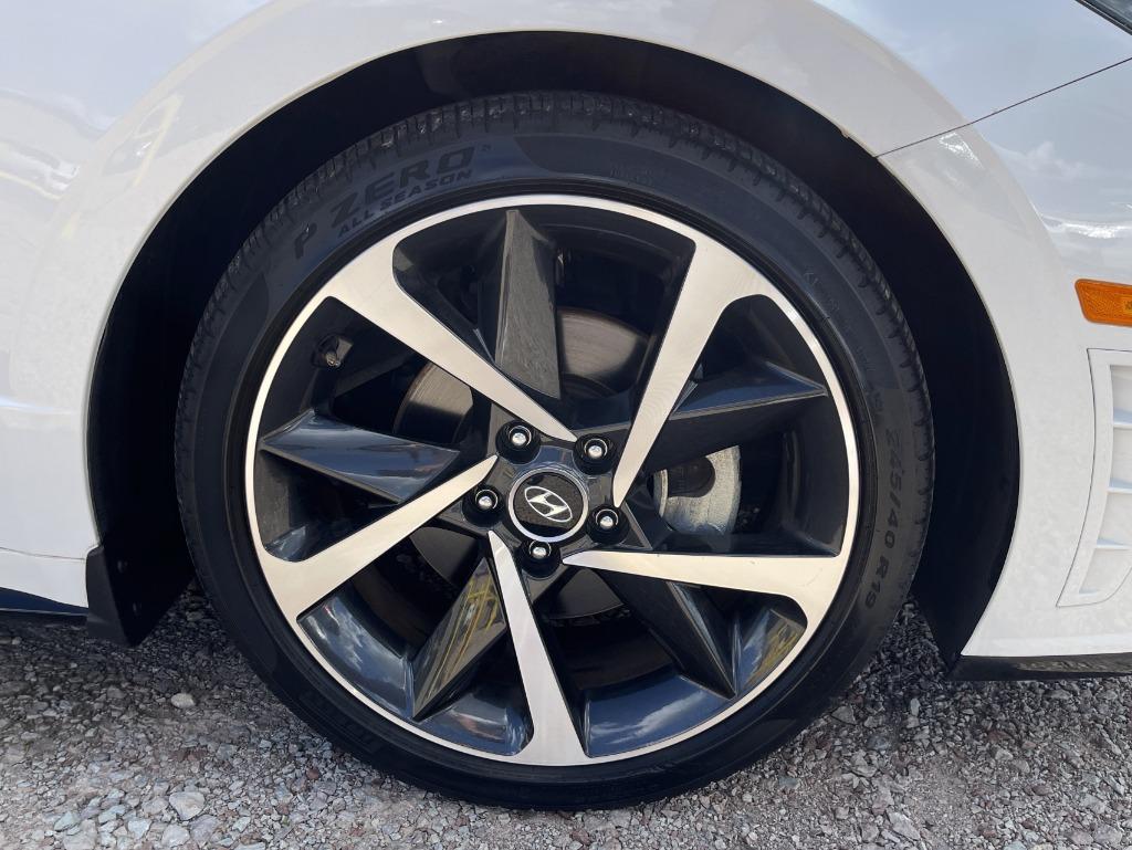 2021 Hyundai Sonata  SEL Plus photo