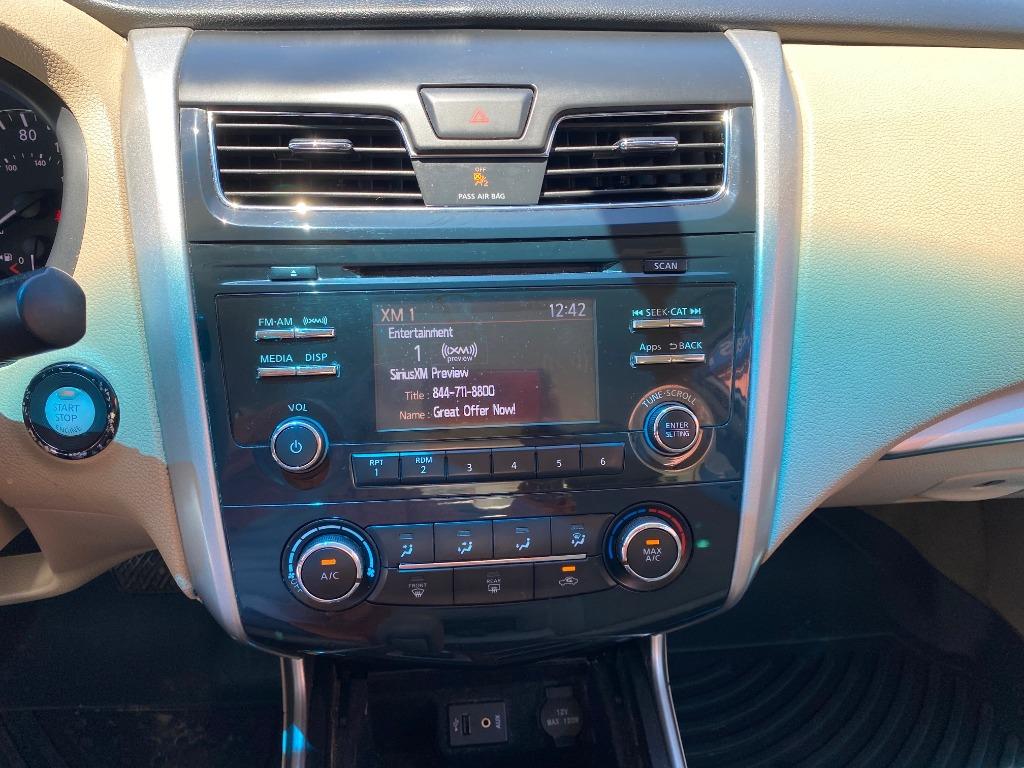 2014 Nissan Altima 2.5 photo