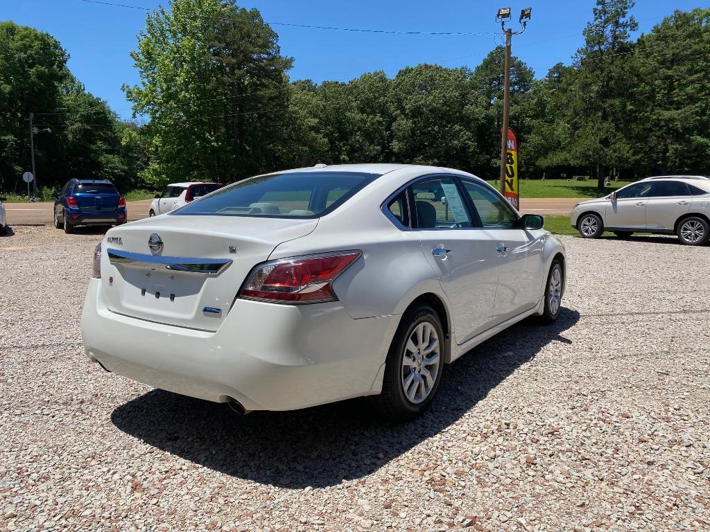 2014 Nissan Altima 2.5 photo