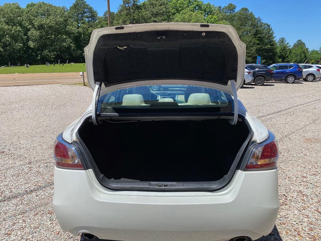 2014 Nissan Altima 2.5 photo