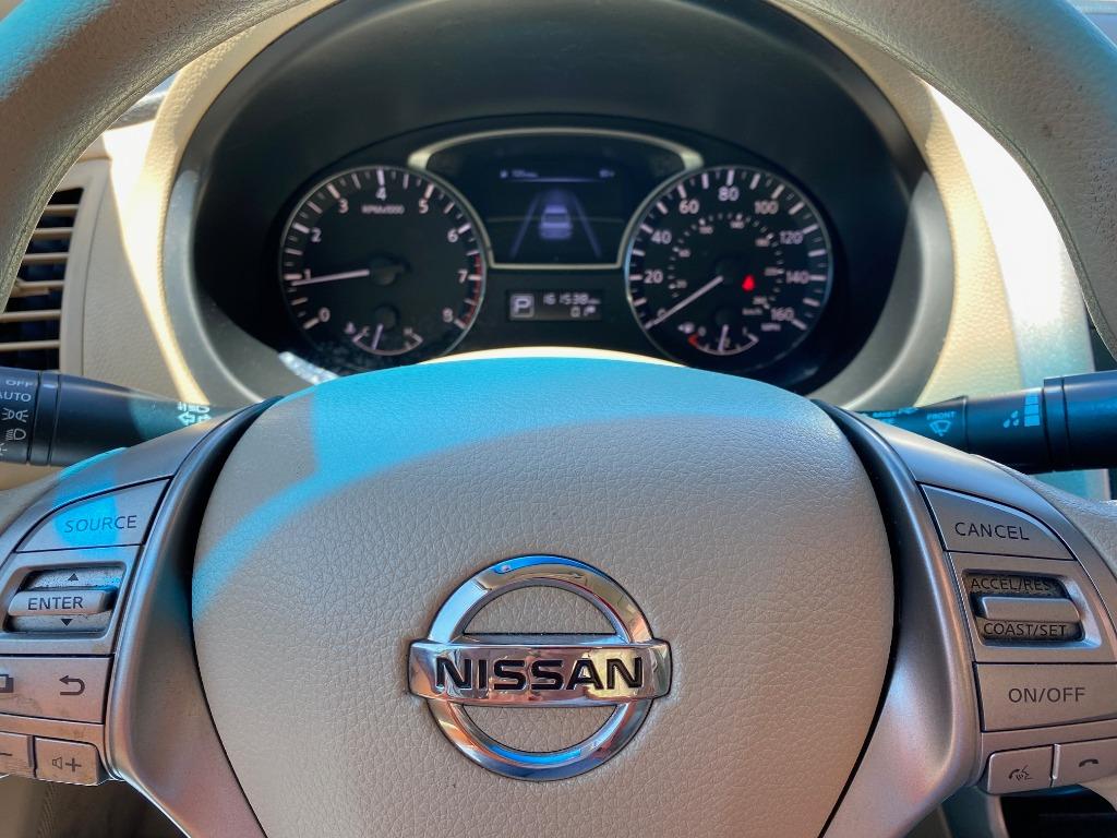 2014 Nissan Altima 2.5 photo