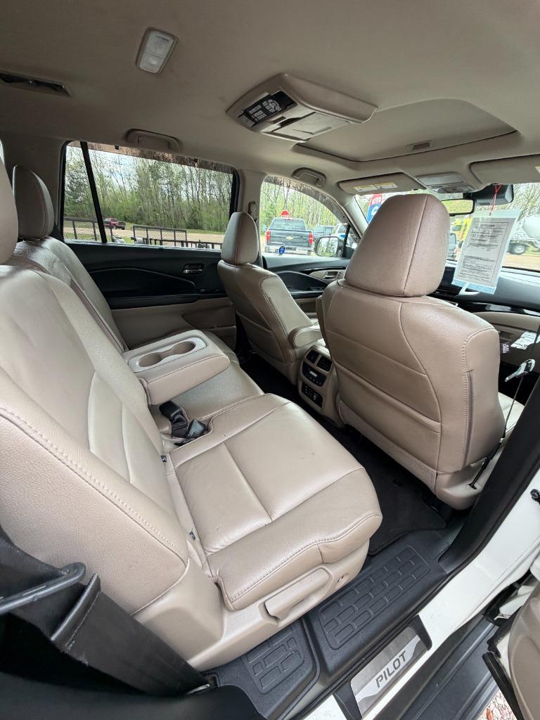 2017 Honda Pilot - $21,495